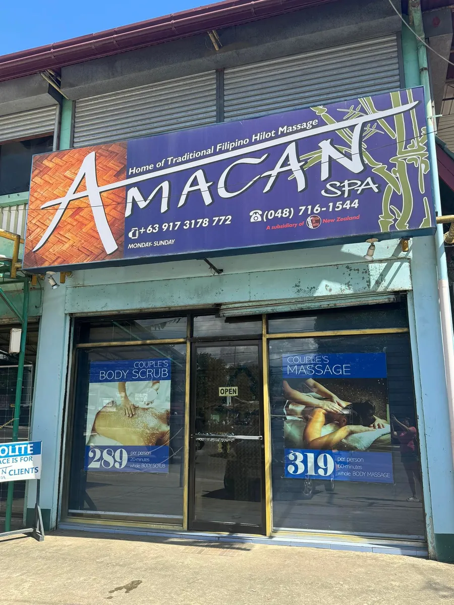 The Amacan Spa storefront and sign, Puerto Princesa